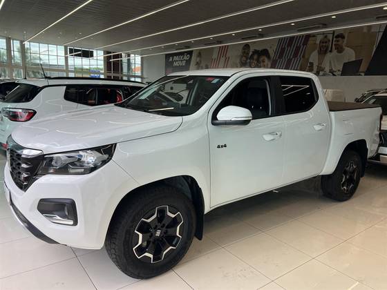 FIAT TITANO 2.2 TURBO DIESEL VOLCANO 4X4 AT6